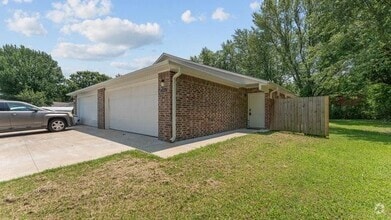 Building Photo - 307 Ewalt Ave