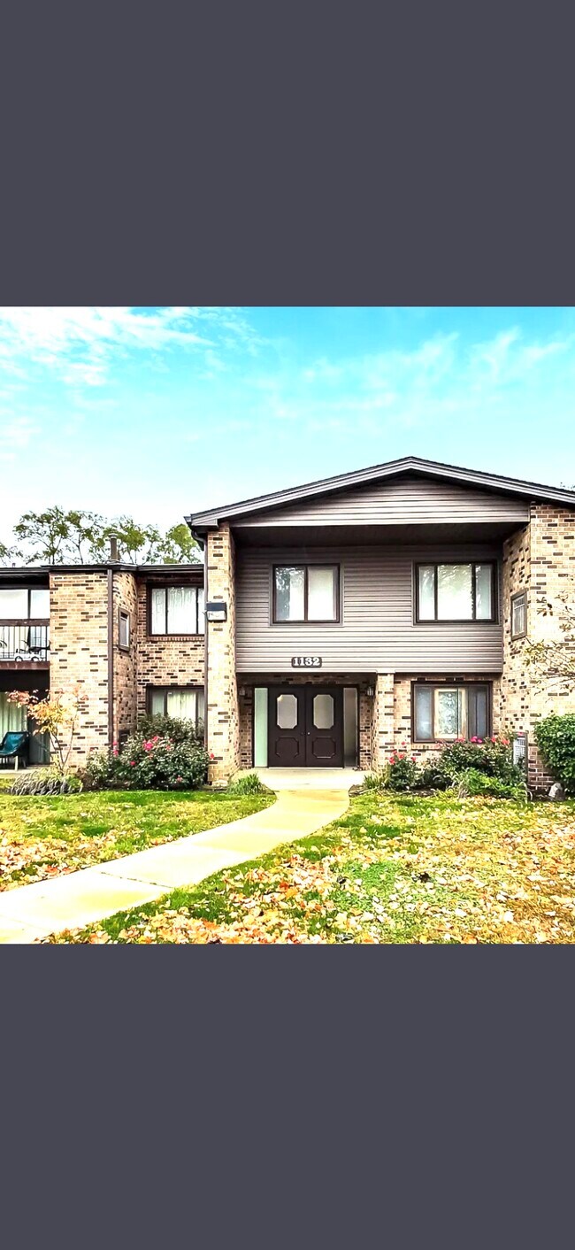 Building Photo - 1132 E Randville Dr
