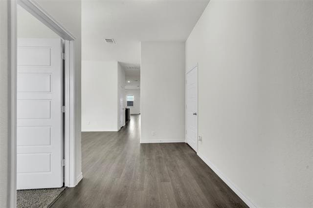 Building Photo - 484 Declaration Way