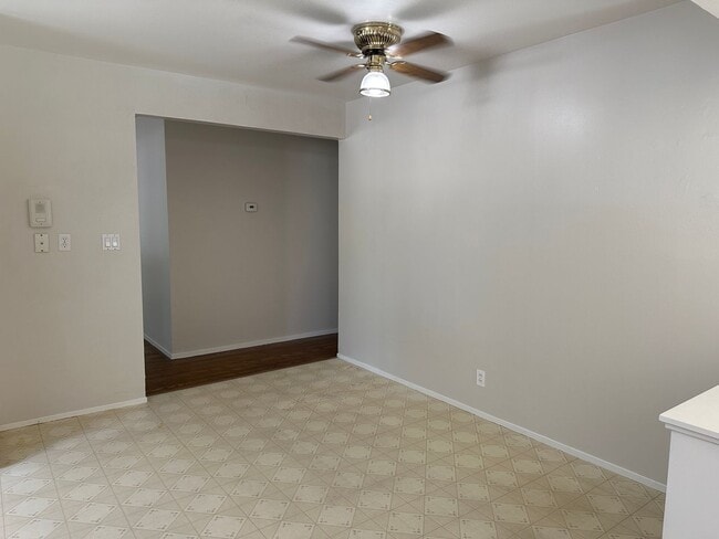 Foto del edificio - Bright 3 Bedroom 2 Bath Single Family Home...