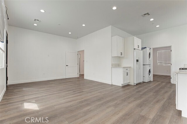 Foto del edificio - 6831 Bellaire Ave