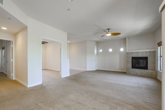 Building Photo - 21320 N 56th St