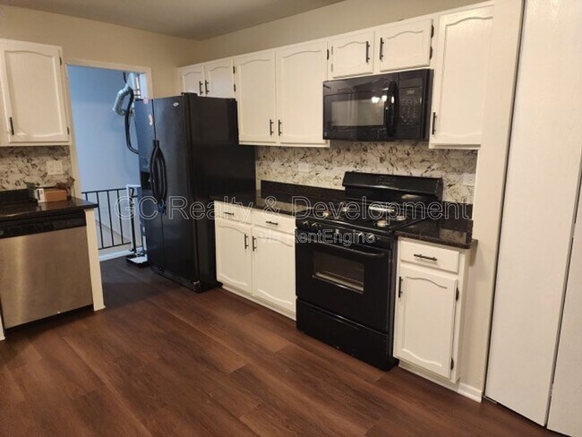 Building Photo - 2124 Northwind Cir