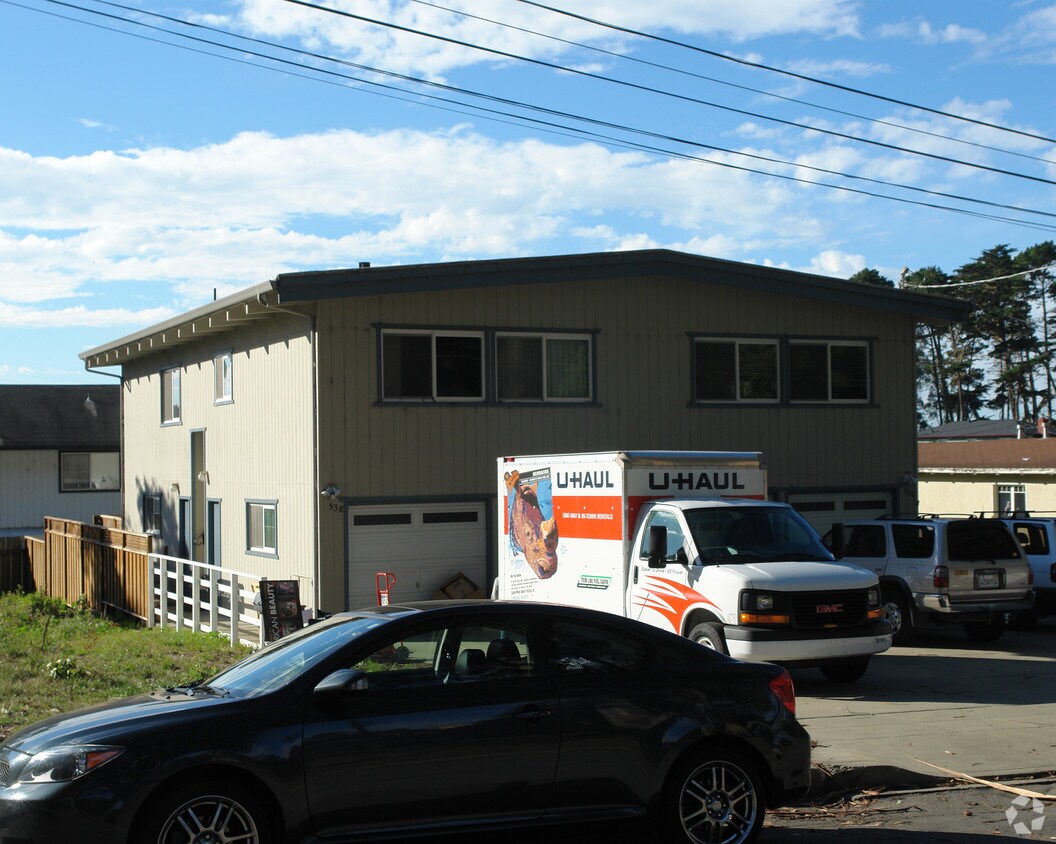 Building Photo - 530 The Alameda