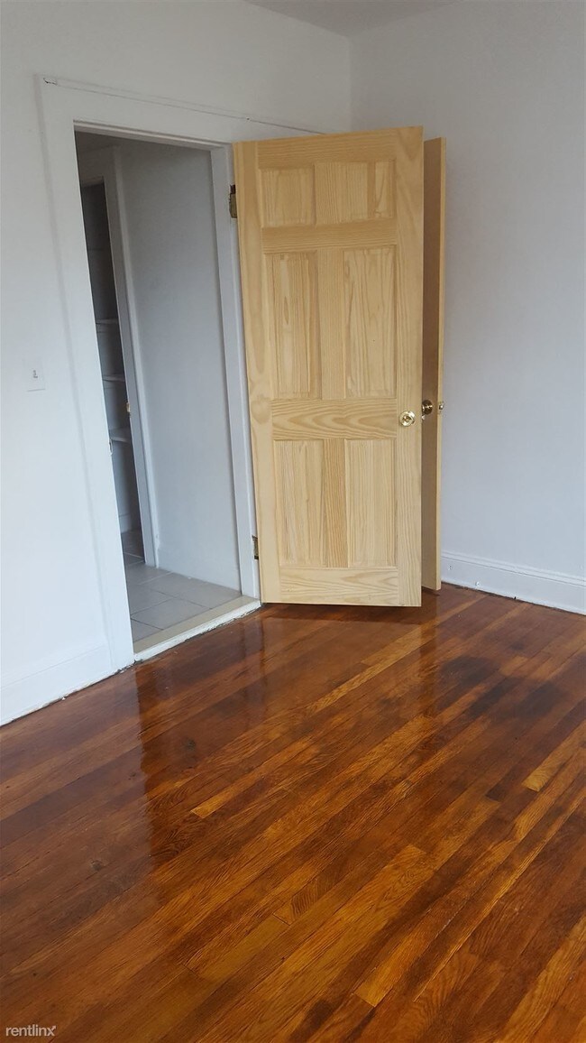 Foto del edificio - 2605 18th St