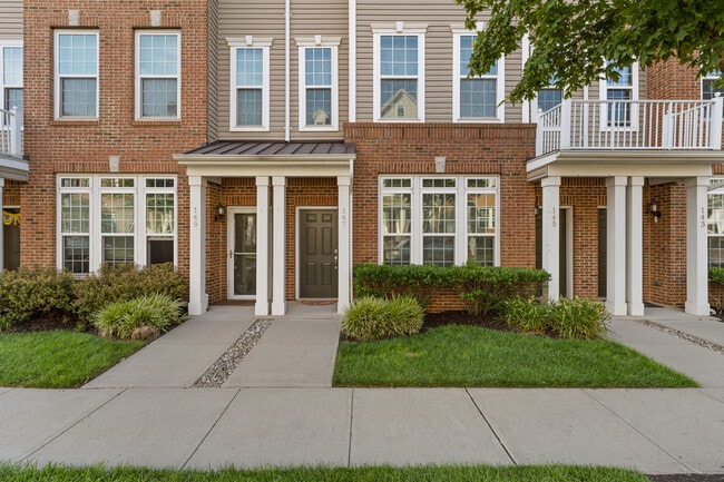 Building Photo - 147 Wesmont Dr