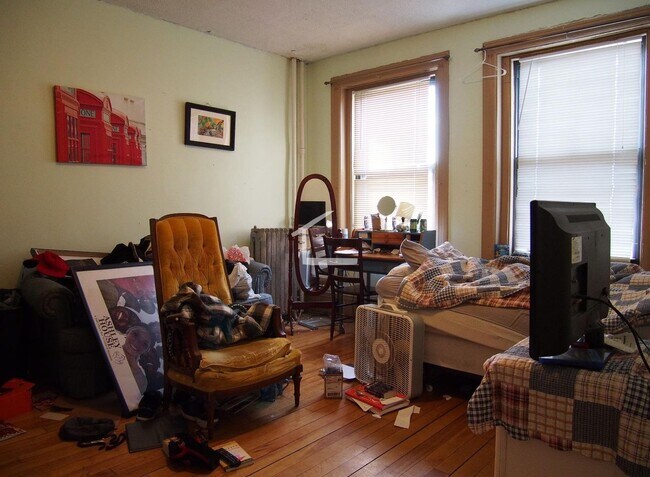 Foto del edificio - 31 Glenville Ave