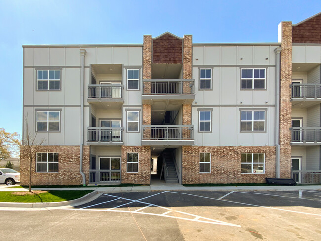 Building Photo - Hillside Lofts