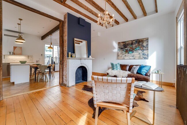 Building Photo - 267 Ogden Ave.