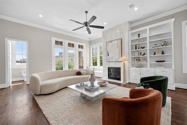 Foto del edificio - 520 S Pearl Expy