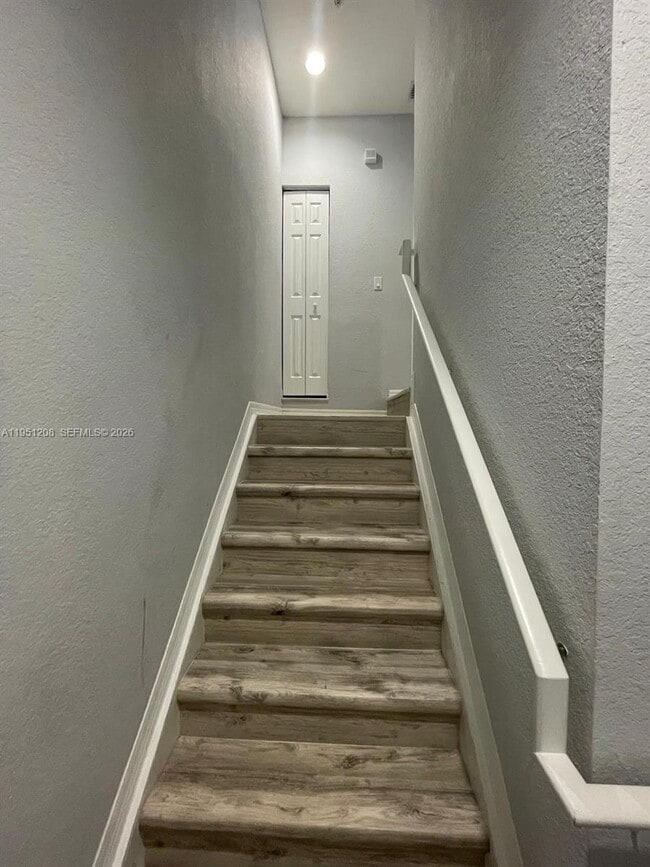 Building Photo - 2334 Grand Central Pkwy