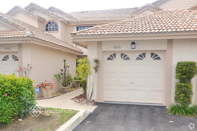 Building Photo - 10808 Cypress Glen Dr