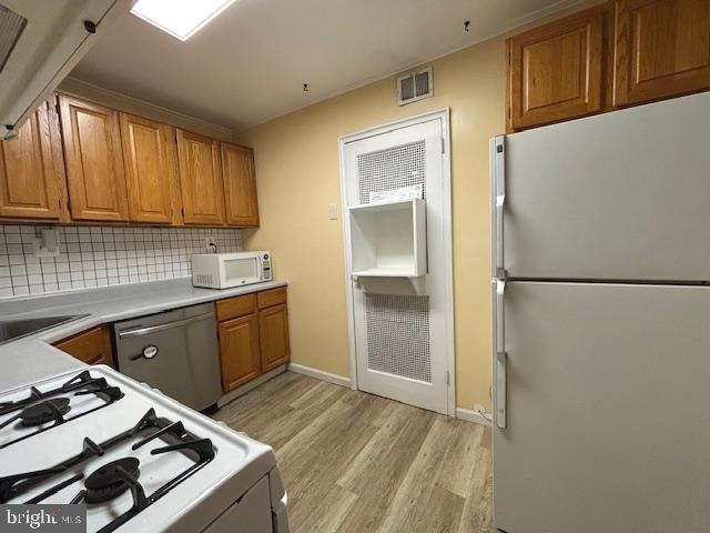 Foto del edificio - 7445 Patterson Rd