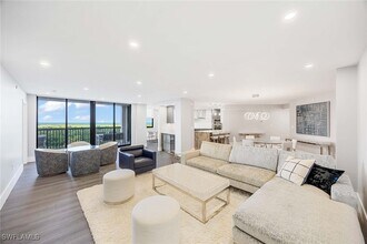 Building Photo - 6075 Pelican Bay Blvd