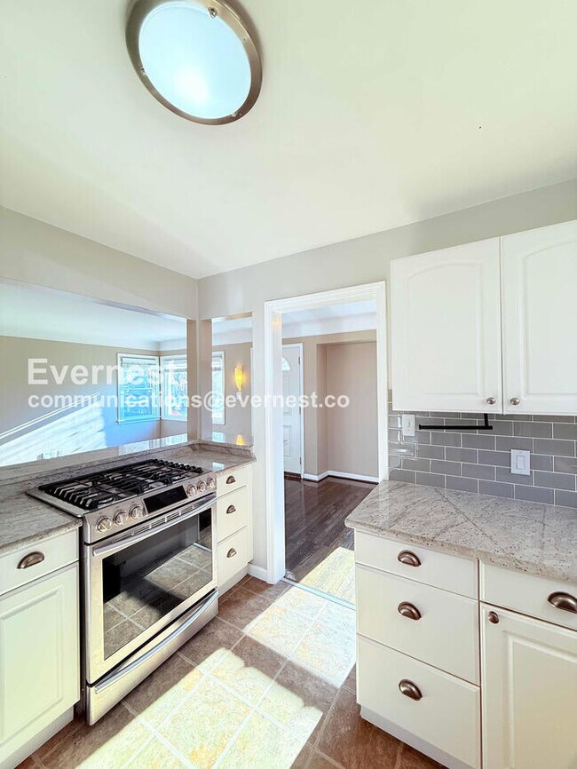 Foto del edificio - 605 N Dorchester Ave