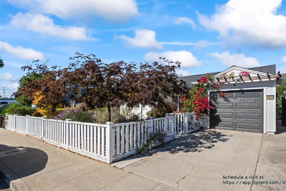 Foto principal - 1929 Shoreview Ave