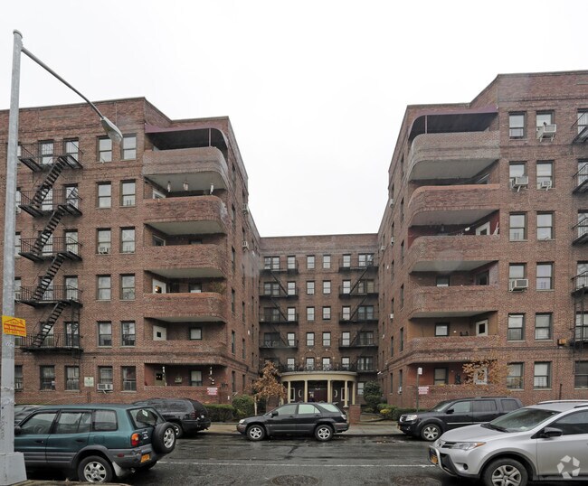 Building Photo - 14825 89th Ave