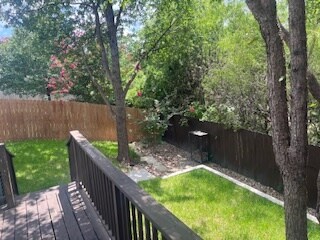 Foto del edificio - 25711 Lost Creek Way