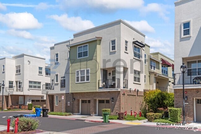 Building Photo - 40711 Penstemon Terrace