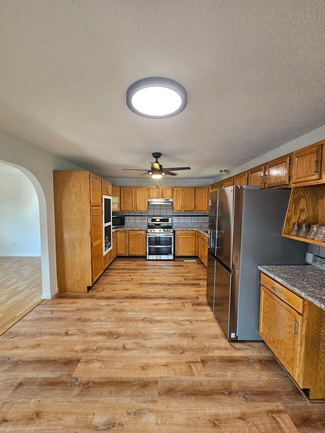 Building Photo - 169 Valleyview Dr