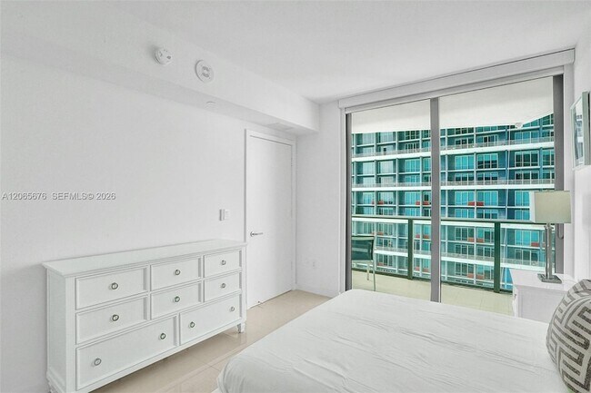 Building Photo - 1300 S Miami Ave