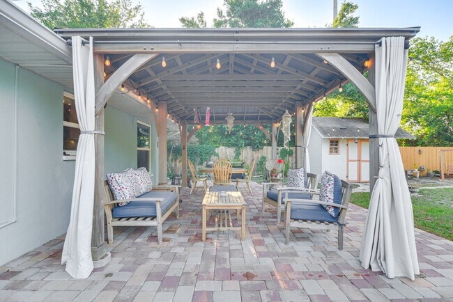 Foto del edificio - 7100 6th Ave N