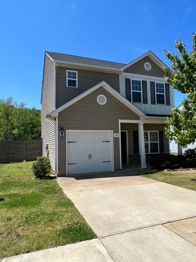 1404 Waylon Ave, Gastonia, NC 28054 House Rental in Gastonia, NC