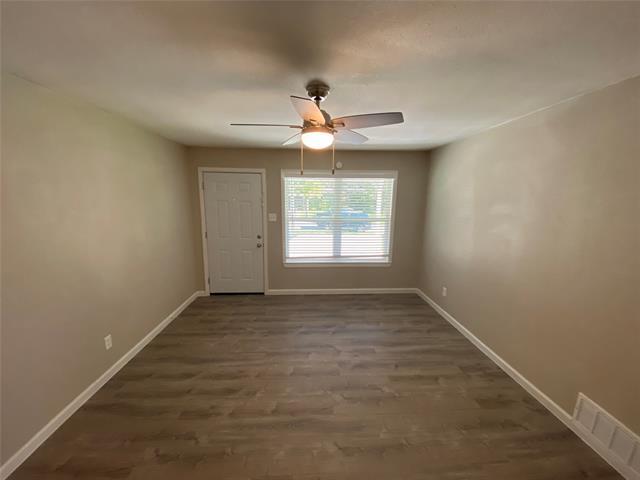 Building Photo - 936 Bluewood Dr