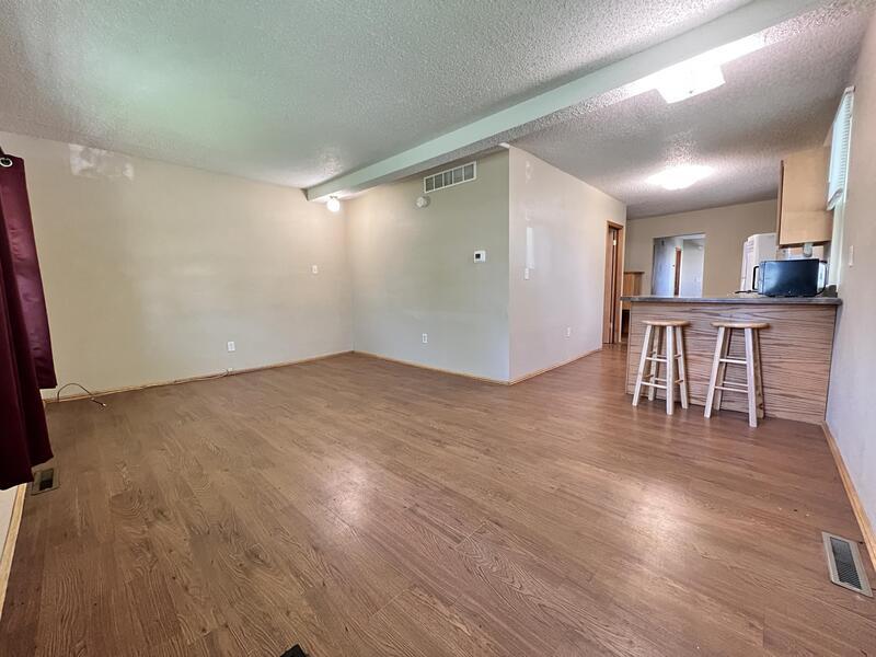 202 14th Ave SW, Cedar Rapids, IA 52404 House for Rent in Cedar