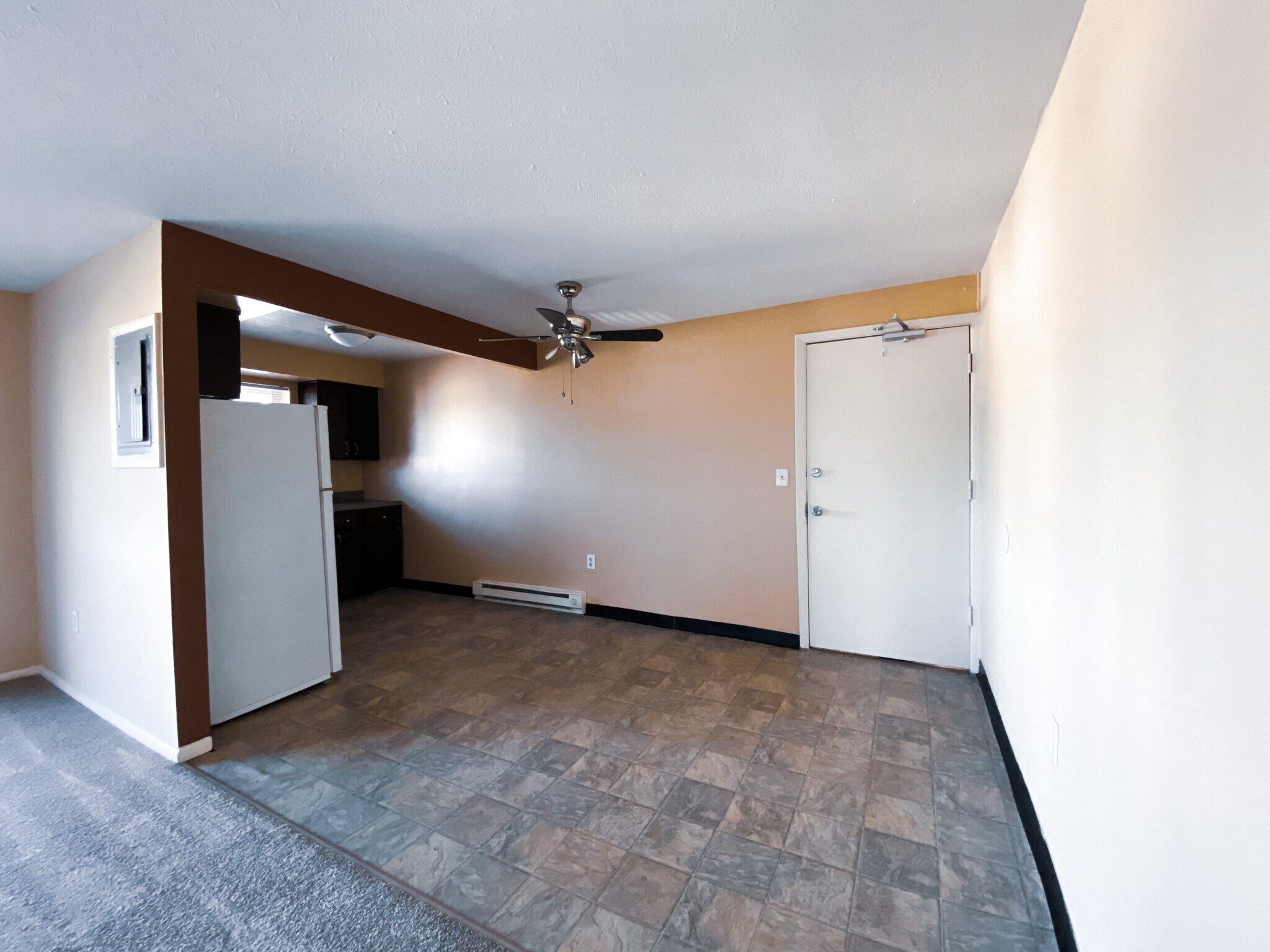 Springcrest Apartments – photo 2