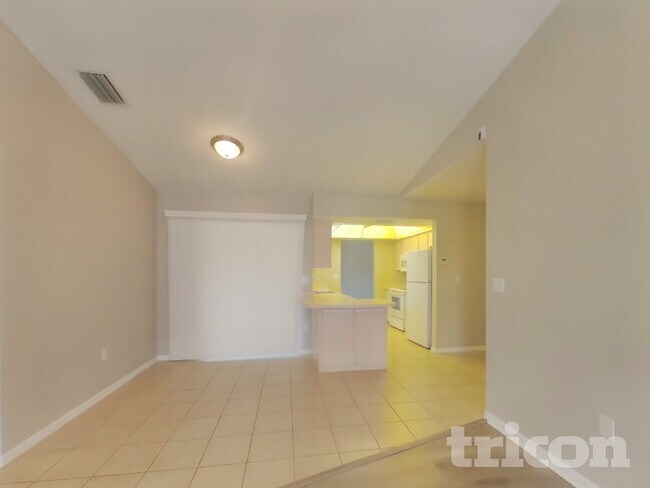 Building Photo - 26429 Asuncion Dr