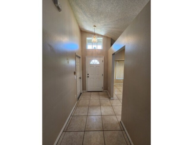 Foto del edificio - Nice 3 bedroom House in convenient location