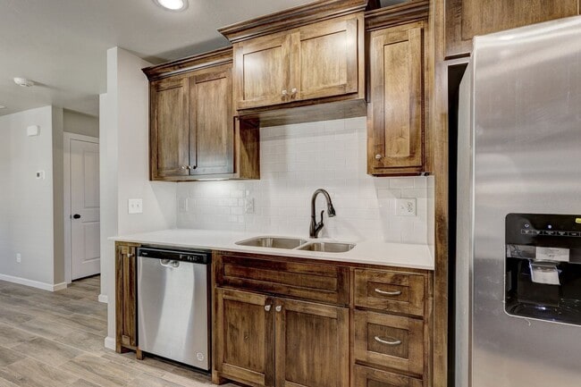 Photo - 5813 Goldfinger Rd Apartment