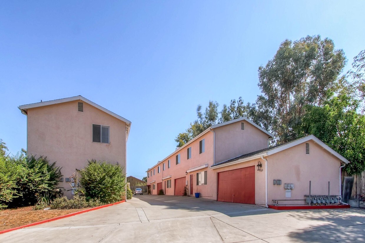 73057309 Central Ave, Lemon Grove, CA 91945 Apartments in Lemon