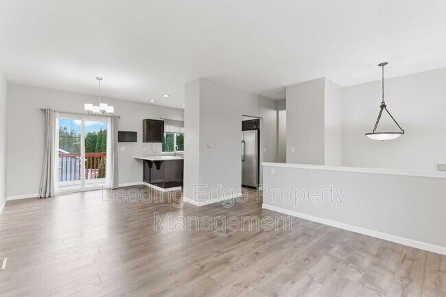 Foto del edificio - 5128 102nd Pl NE