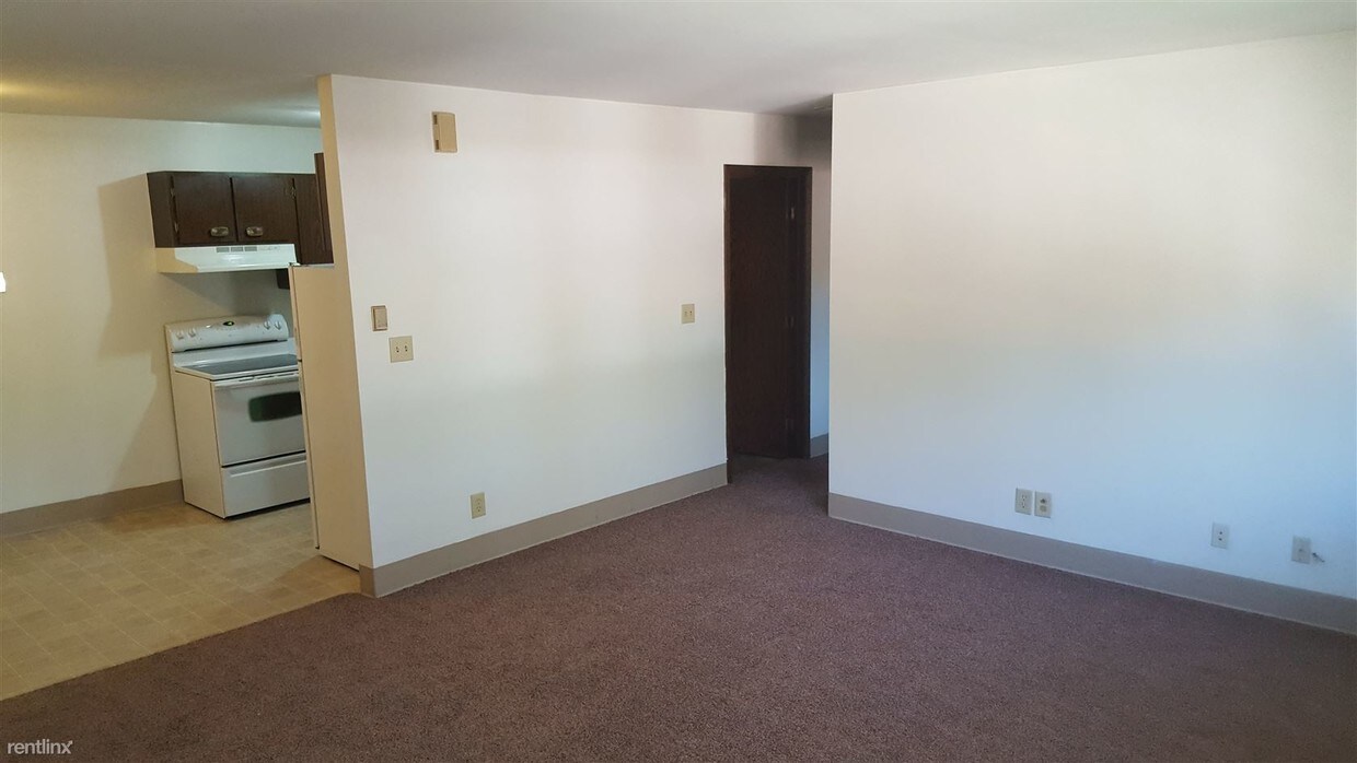 Building Photo - 311 E Watonwan St
