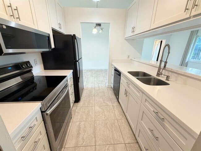 Foto del edificio - 8350 NW 46th St