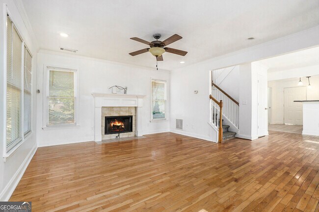 Foto del edificio - 719 Magnolia St NW