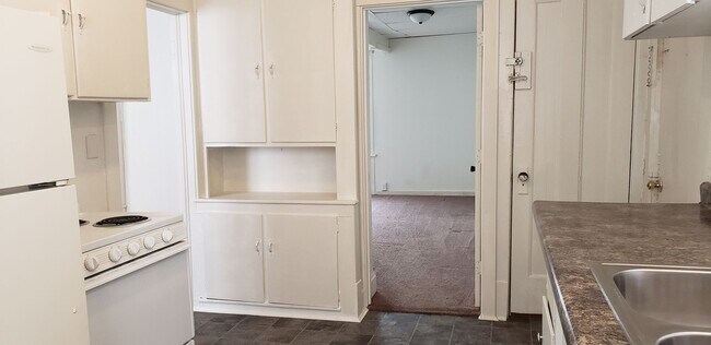 Foto del edificio - 425 S Warren Ave