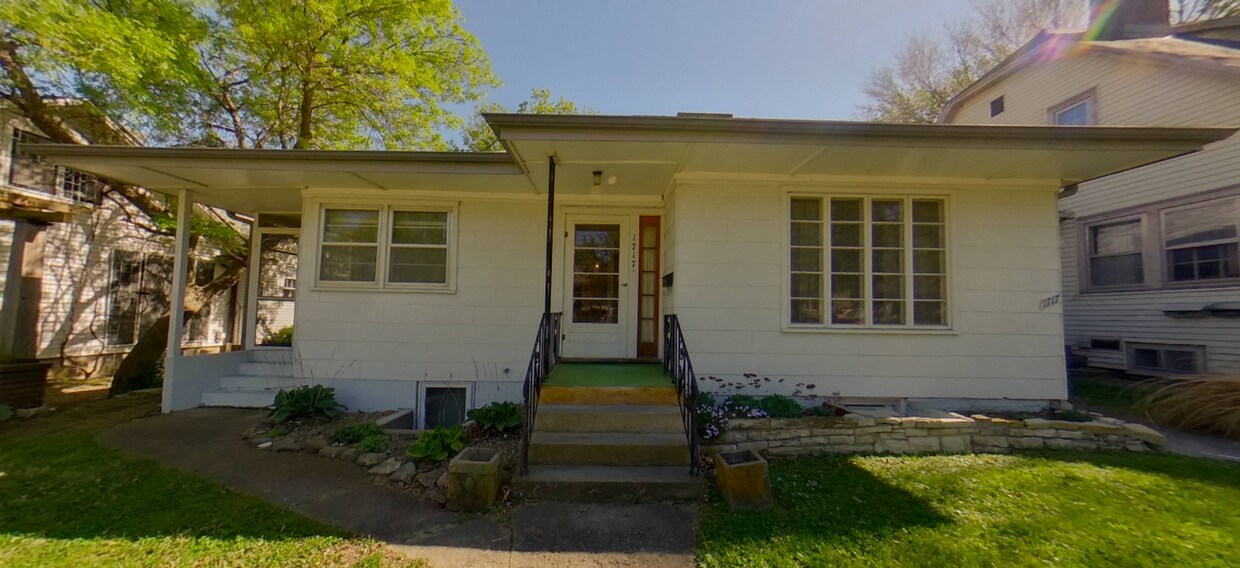Foto principal - 1717 Leavenworth St