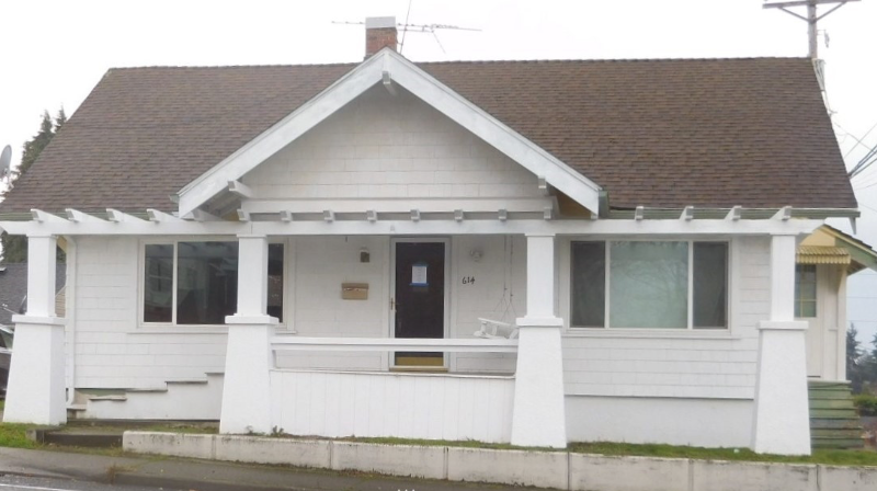 Building Photo - 614 S Stevens St