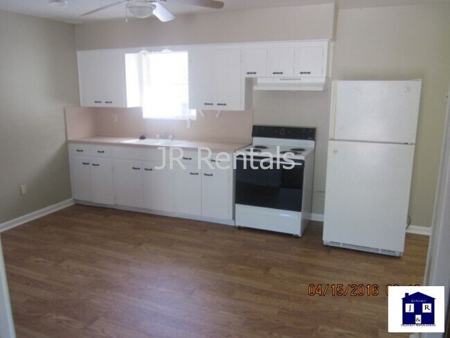 Foto del edificio - 2107 Brantley Ave