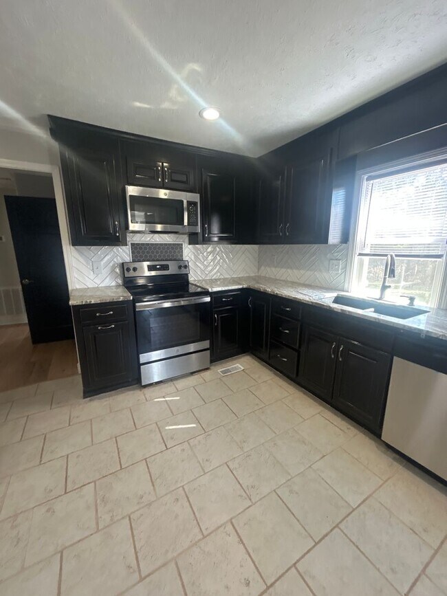 Foto del edificio - 266 Lilly Way