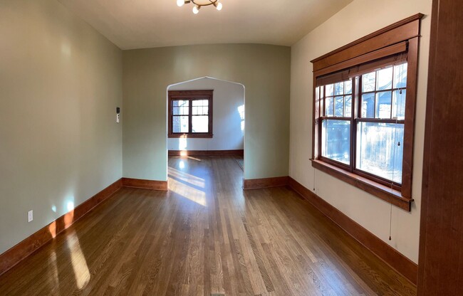 Building Photo - Charming 3-Bedroom Home for Rent in Denver...