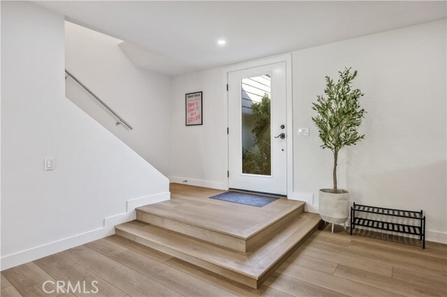 Foto del edificio - 25266 Pacifica Ave