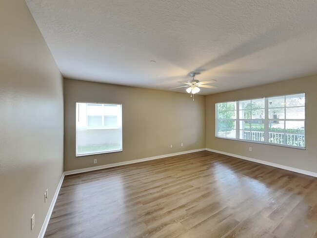 Foto del edificio - 16324 Bridgeglade Ln