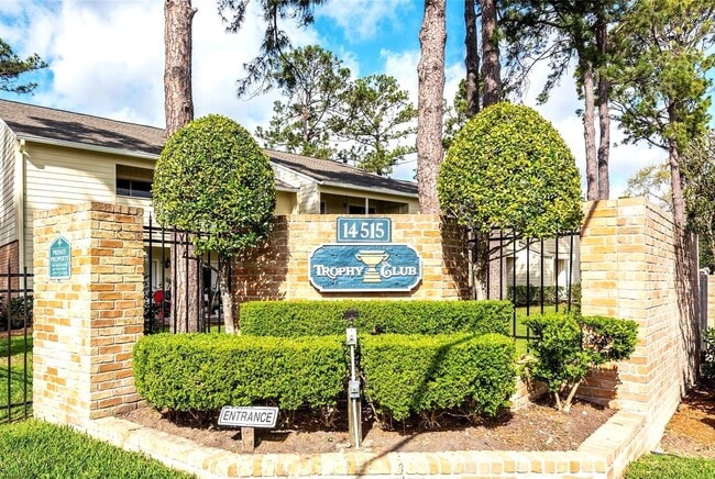 Foto del edificio - 14555 Wunderlich Dr