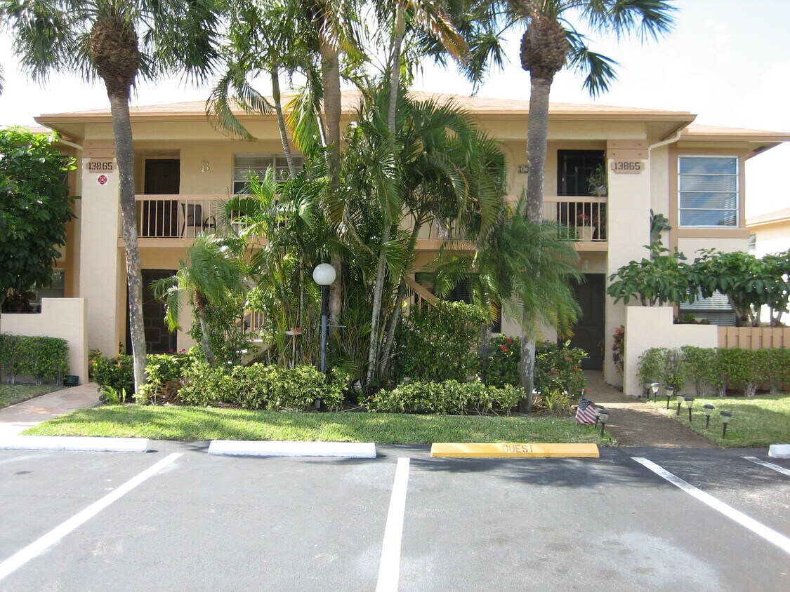 Primary Photo - 13849 Royal Palm Ct