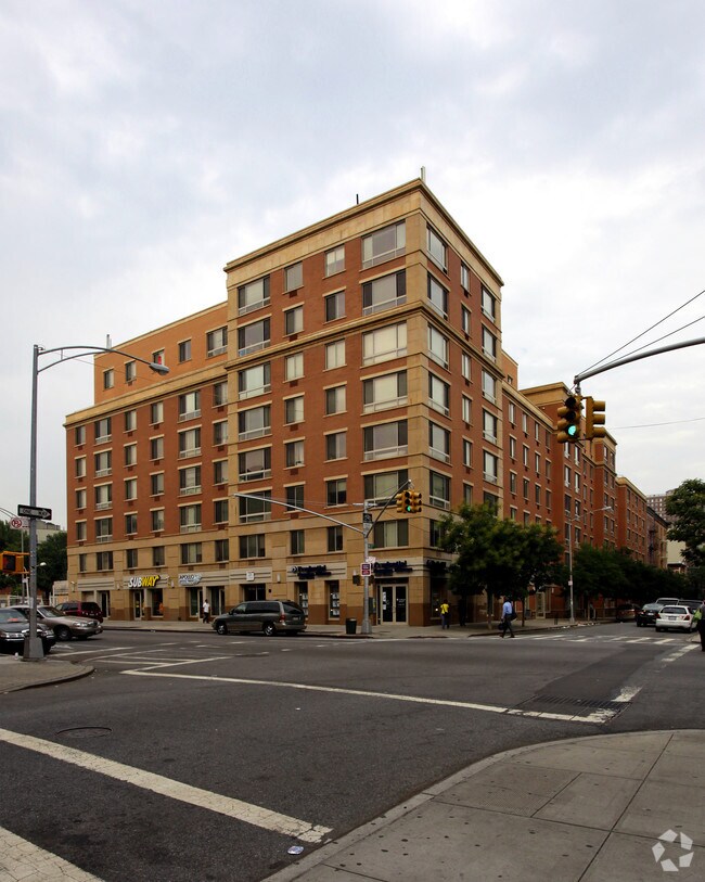 Building Photo - Larkspur Plaza