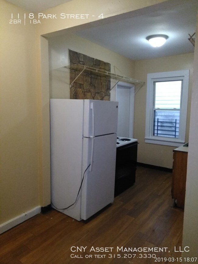 Foto del edificio - 1118 Park Street - 4 -2 bed